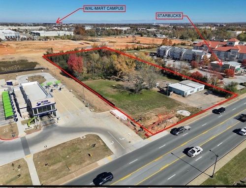 901 Se Walton Blvd, Bentonville, AR, 72712-6774 | Card Image