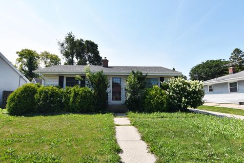 2405 82nd St, Kenosha, WI, 53143-6238 | Card Image