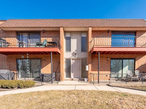 203-637 N Carroll Pkwy, Glenwood, IL, 60425-1182 | Card Image