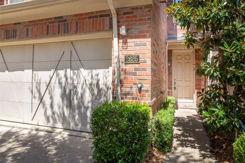 2625 Jackson Dr, Lewisville, TX, 75067-8230 | Card Image