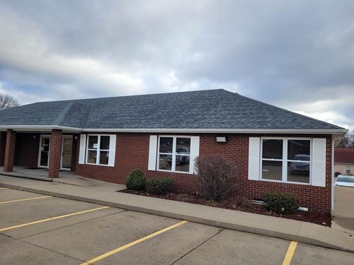 4111 N Water Tower Pl, Mount Vernon, IL, 62864-6566 | Card Image