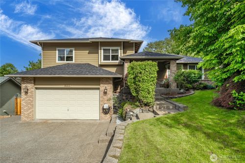 15003 197th St E, Orting, WA, 98360-8432 | Card Image