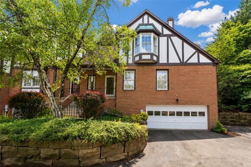 315 Kingsberry Cir, Pittsburgh, PA, 15234-1000 | Card Image