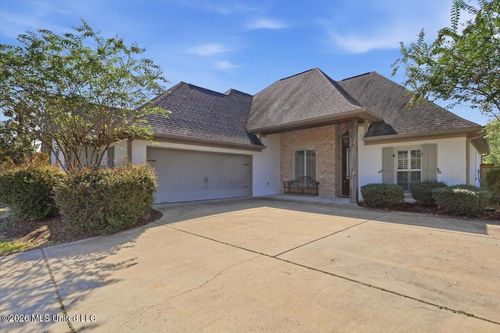 106 Elizabeth Dr, Brandon, MS, 39042-6500 | Card Image