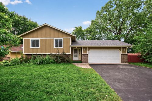 6255 Edgemont Blvd N, Brooklyn Park, MN, 55428-2654 | Card Image