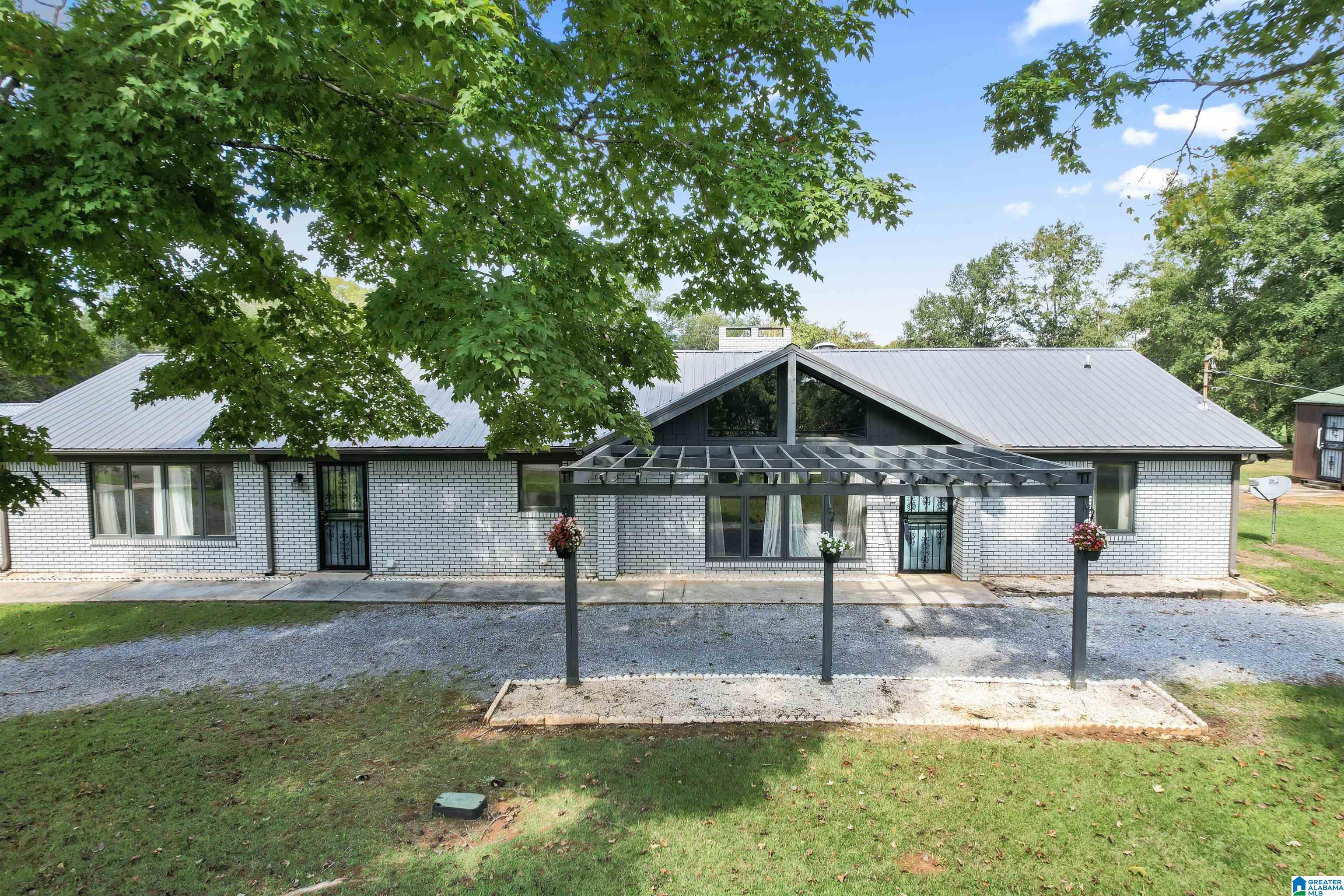 Sunrise Cir, Wilsonville, AL 35186
