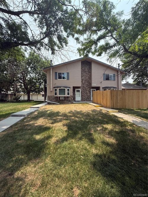 c-92 Newark St, Aurora, CO, 80012-1108 | Card Image