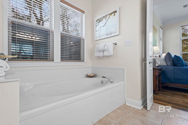9351 Savane Park, House other with 3 bedrooms, 4 bathrooms and null parking in Gulf Shores AL | Image 24