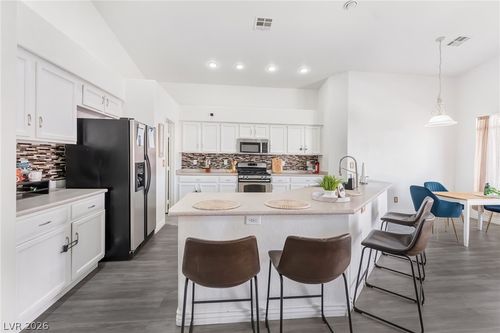 4537 Colonial Canyon St, North Las Vegas, NV, 89031-0194 | Card Image