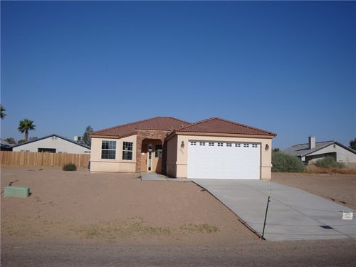 9933 S Arizona Dr, Mohave Valley, AZ, 86440-9504 | Card Image