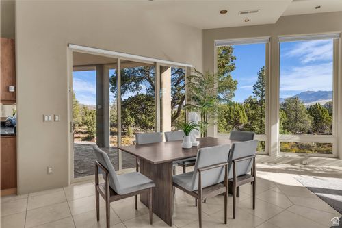 622 N Pinion Hills Dr, Dammeron Valley, UT, 84783-5180 | Card Image