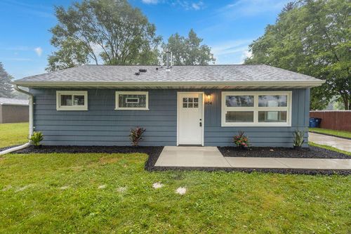 1404 E Alan Rd, Oak Creek, WI, 53154-7006 | Card Image