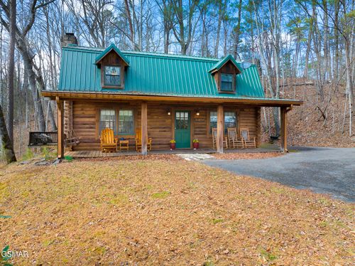 1923 Bales Way, Sevierville, TN, 37876-9060 | Card Image