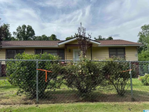 703 Dolphin Dr, WEAVER, AL, 36277-4017 | Card Image