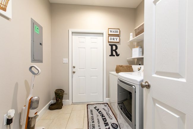 17321 Nw 81 St Ter, House other with 3 bedrooms, 2 bathrooms and null parking in FANNING SPRINGS FL | Image 23