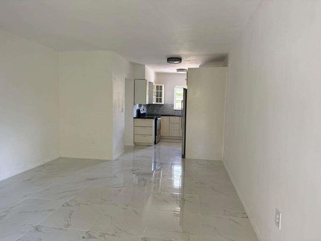 C12 - 6511 Santona St, Condo with 2 bedrooms, 2 bathrooms and null parking in Coral Gables FL | Image 4