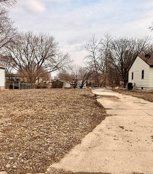 822 2nd Ave Se, Spencer, IA, 51301-5707 | Card Image