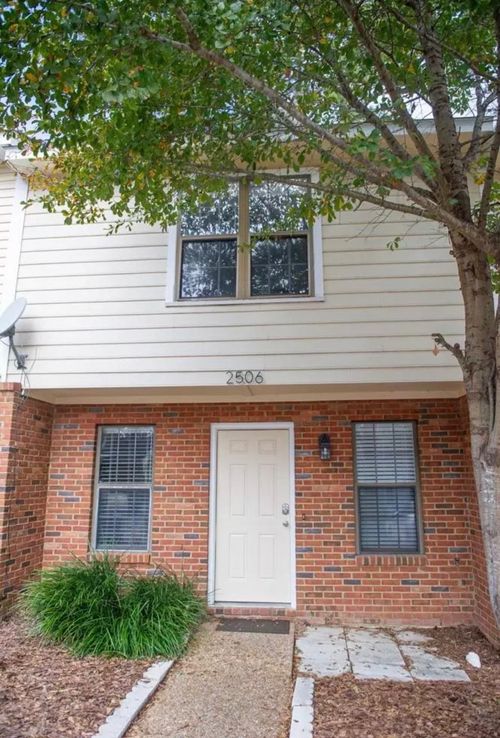 2506 Prest Ct, TALLAHASSEE, FL, 32301-3377 | Card Image