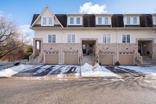 36-735 Sheppard Ave, Pickering, ON, L1V7K5 | Card Image
