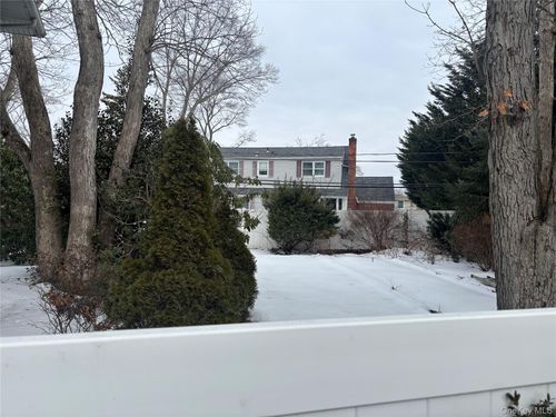 31 Seton Ct, Old Bethpage, NY, 11804-1216 | Card Image