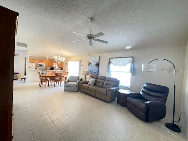 7620 Se 171st Horseshoe Lane, House other with 2 bedrooms, 2 bathrooms and null parking in The Villages FL | Image 5