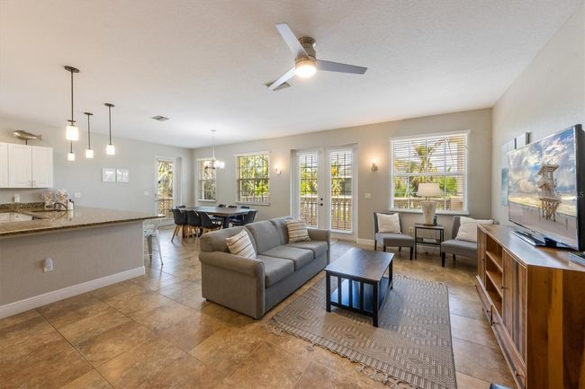 100 - 2309 Avenue C, Condo with 3 bedrooms, 2 bathrooms and null parking in BRADENTON BEACH FL | Image 6