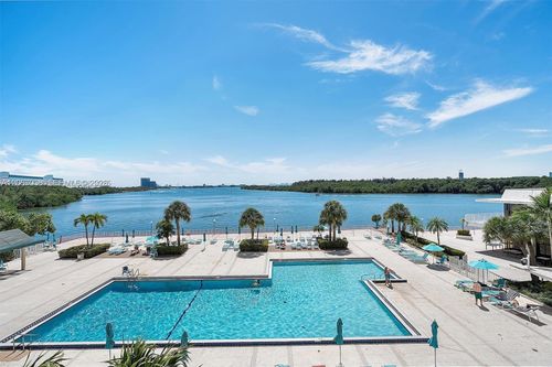 508-300 Bayview Dr, Sunny Isles Beach, FL, 33160-4773 | Card Image