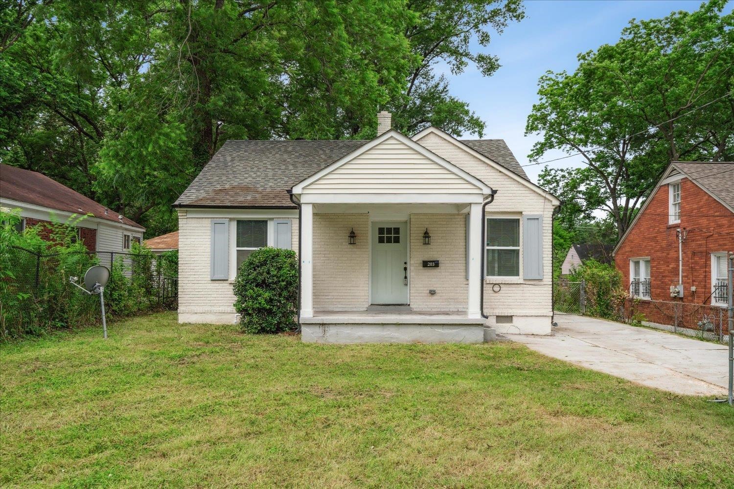 Hollywood St, Memphis, TN 38112