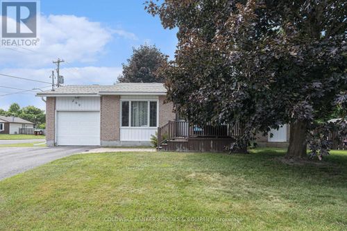 200 Grace Ave, Russell, ON, K4R1B4 | Card Image
