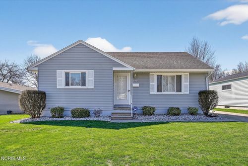 640 Northfield Dr, Maumee, OH, 43537-2410 | Card Image