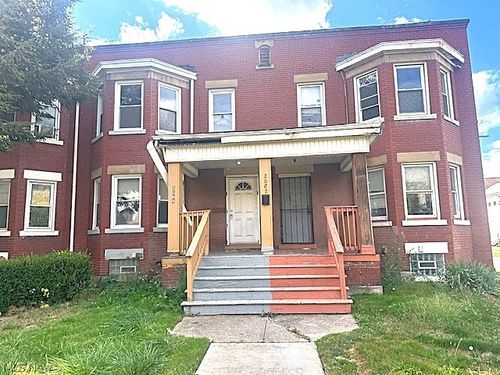 2082 W 98th St, Cleveland, OH, 44102-3660 | Card Image