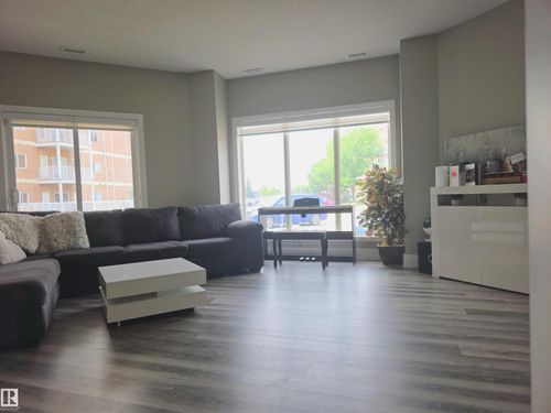 104-4312 139 Ave Nw, Edmonton, AB, T5Y3J4 | Card Image