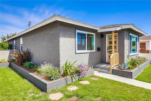 5039 W 135th St, Hawthorne, CA, 90250-5627 | Card Image