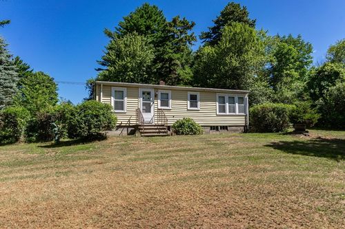 1260 Pulaski Blvd, Bellingham, MA, 02019-2127 | Card Image