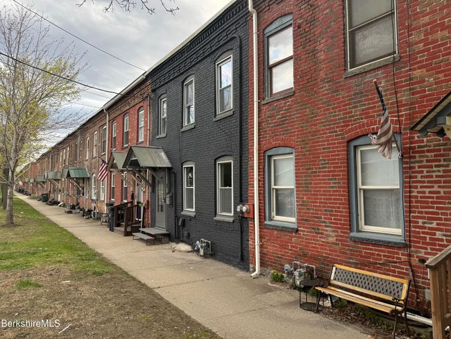 208 Columbia St, House other with 4 bedrooms, 1 bathrooms and 2 parking in Adams MA | Image 33