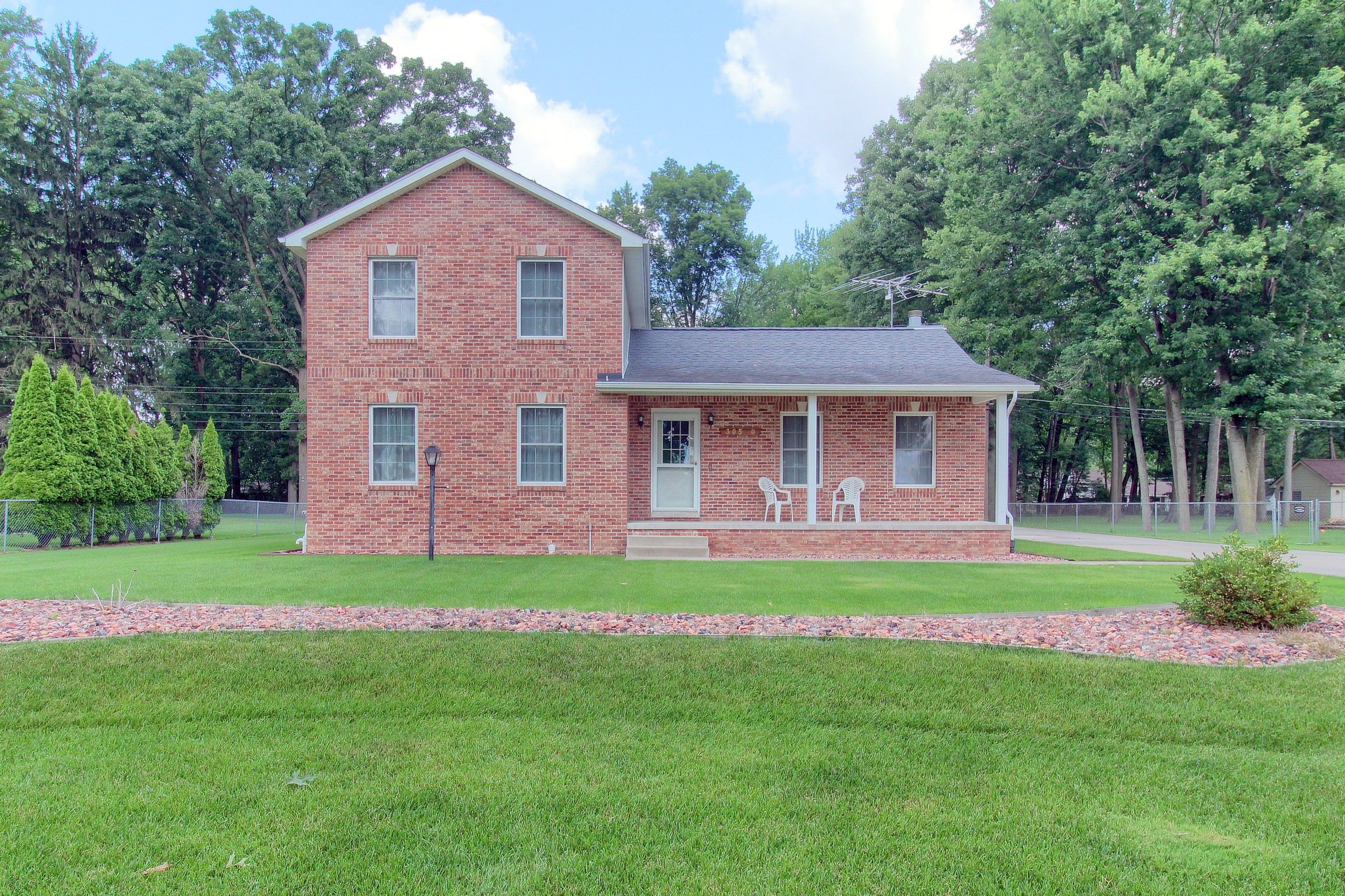 Rayburn St, Livonia, MI 48154 #1