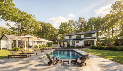 91 E Tiana Road, Southampton, NY, 11946 | Card Image