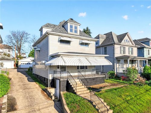 88 Byrer Ave, Uniontown, PA, 15401-4757 | Card Image