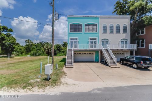 7-1 Texas St, Gulfport, MS, 39507 | Card Image