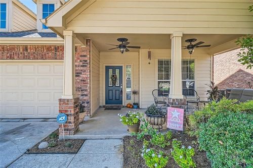 1213 Golden Eagle Ct, Aubrey, TX, 76227-3557 | Card Image