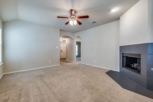 9032 Eagle Dr, House other with 3 bedrooms, 2 bathrooms and null parking in Providence Village TX | Image 9