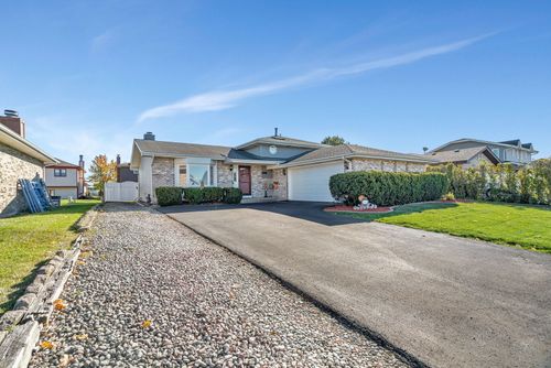 20107 Arroyo Ave, Lynwood, IL, 60411-1562 | Card Image
