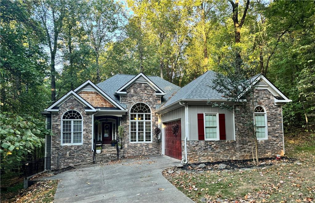 Frost Pine Cir, Jasper, GA 30143
