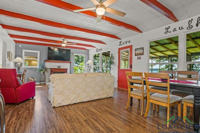 263 Crestwood Loop, House other with 2 bedrooms, 1 bathrooms and null parking in Avinger TX | Image 9