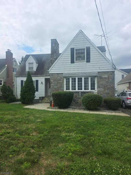 160 Elmwood Ave, Union, NJ, 07083-6745 | Card Image