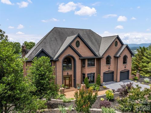 9 Perrion Ave, Weaverville, NC, 28787-8355 | Card Image