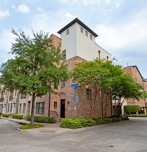 2110 Helsminster Dr, Dallas, TX, 75201-6303 | Card Image