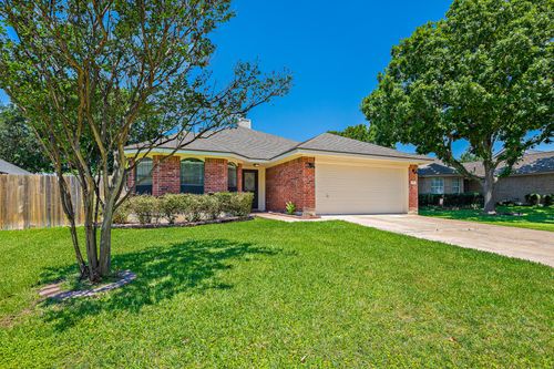 111 Stephen Ln, Georgetown, TX, 78626-4604 | Card Image