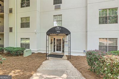 UNIT-1102 - 970 Sidney Marcus Boulevard Ne, Condo with 1 bedrooms, 1 bathrooms and 1 parking in Atlanta GA | Image 3