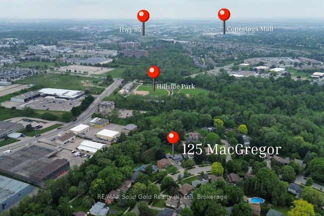 125 Macgregor Cres, House other with 3 bedrooms, 2 bathrooms and 5 parking in Waterloo ON | Image 49